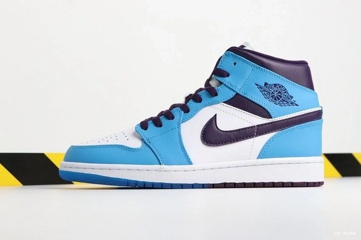 Jordan  Air Jordan 1 - - Mid 554724 415 Air 1124